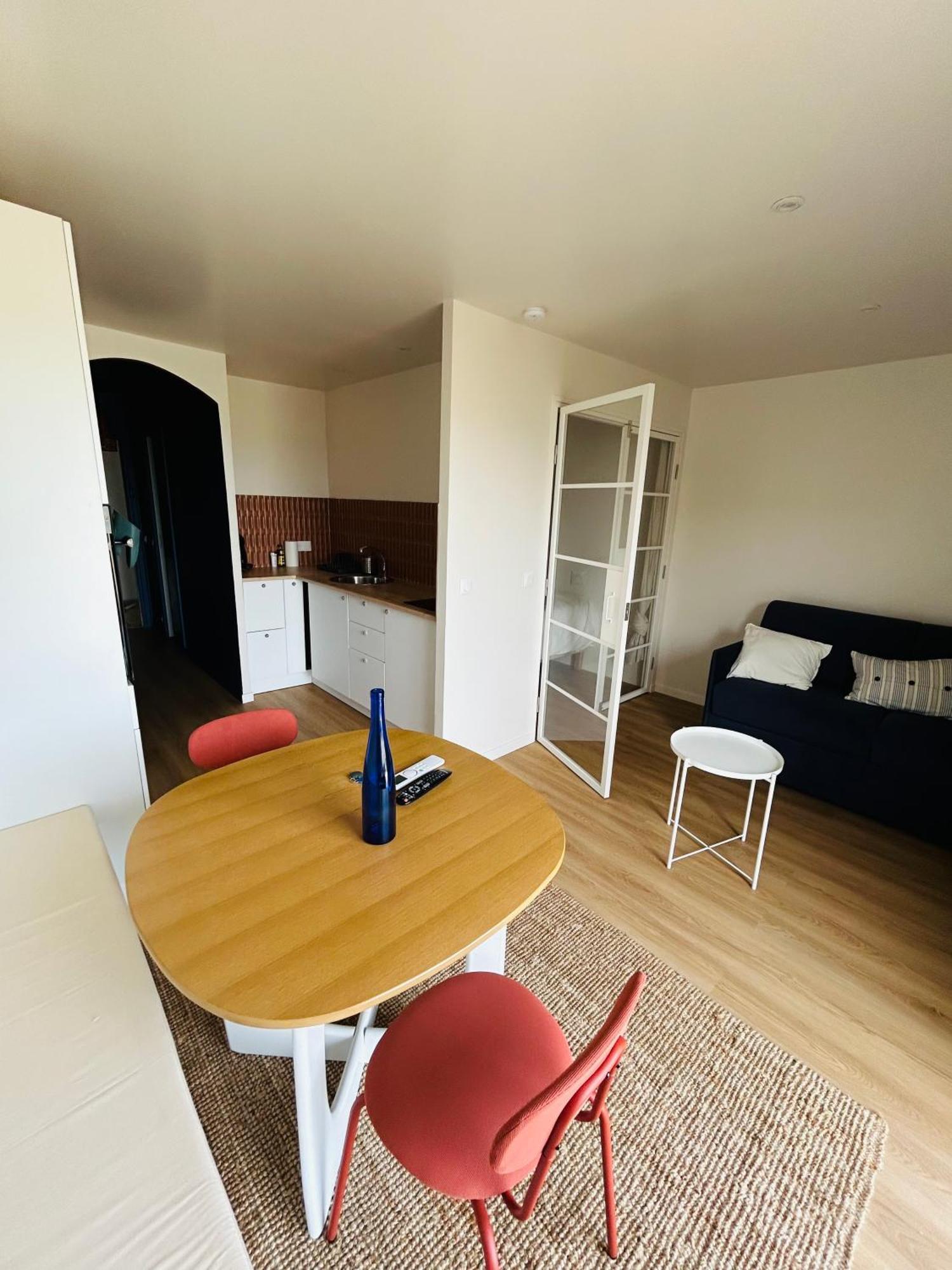 Appartement Le Soleil Bleu Hyerois à Hyères Extérieur photo