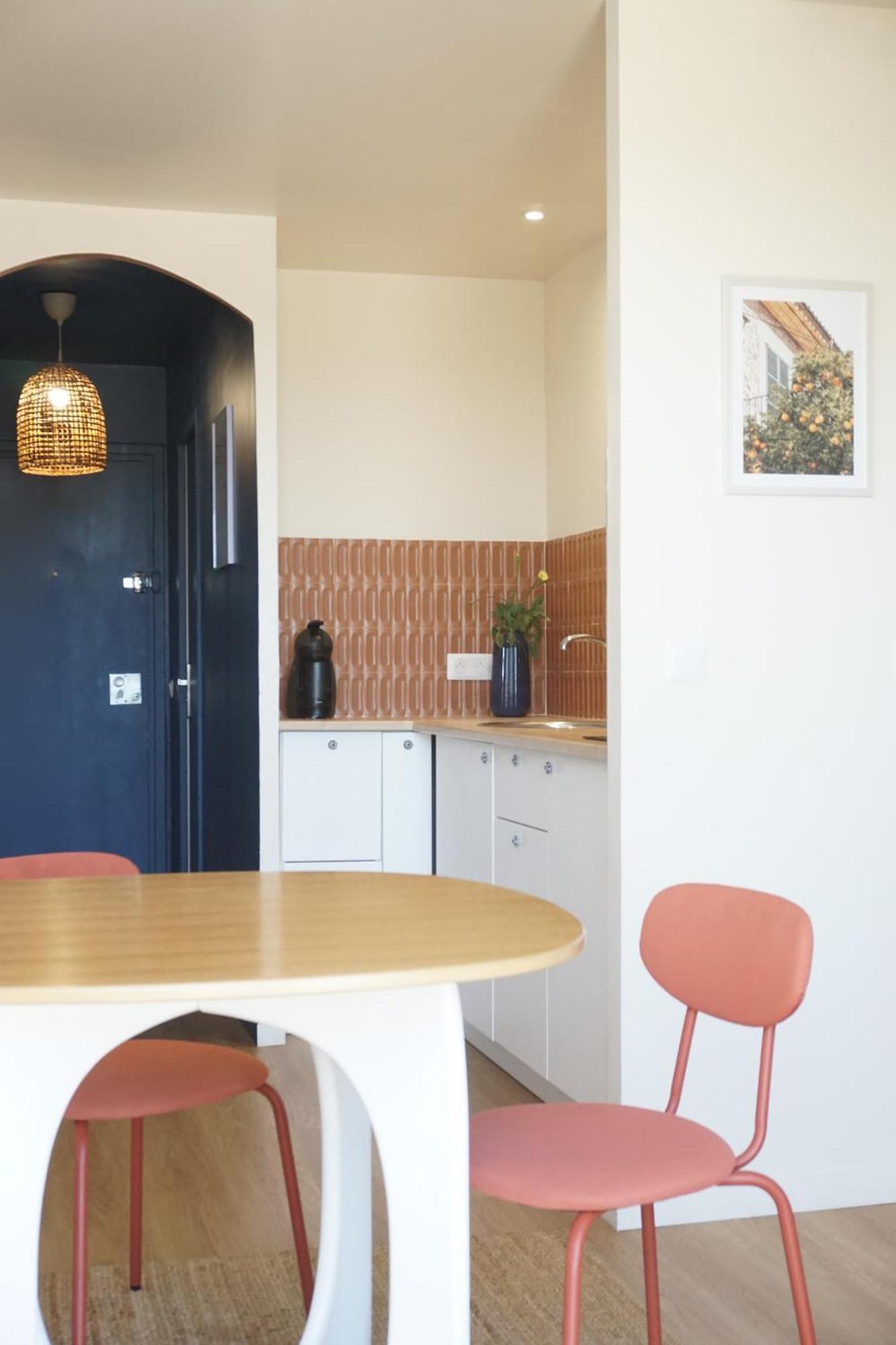 Appartement Le Soleil Bleu Hyerois à Hyères Extérieur photo