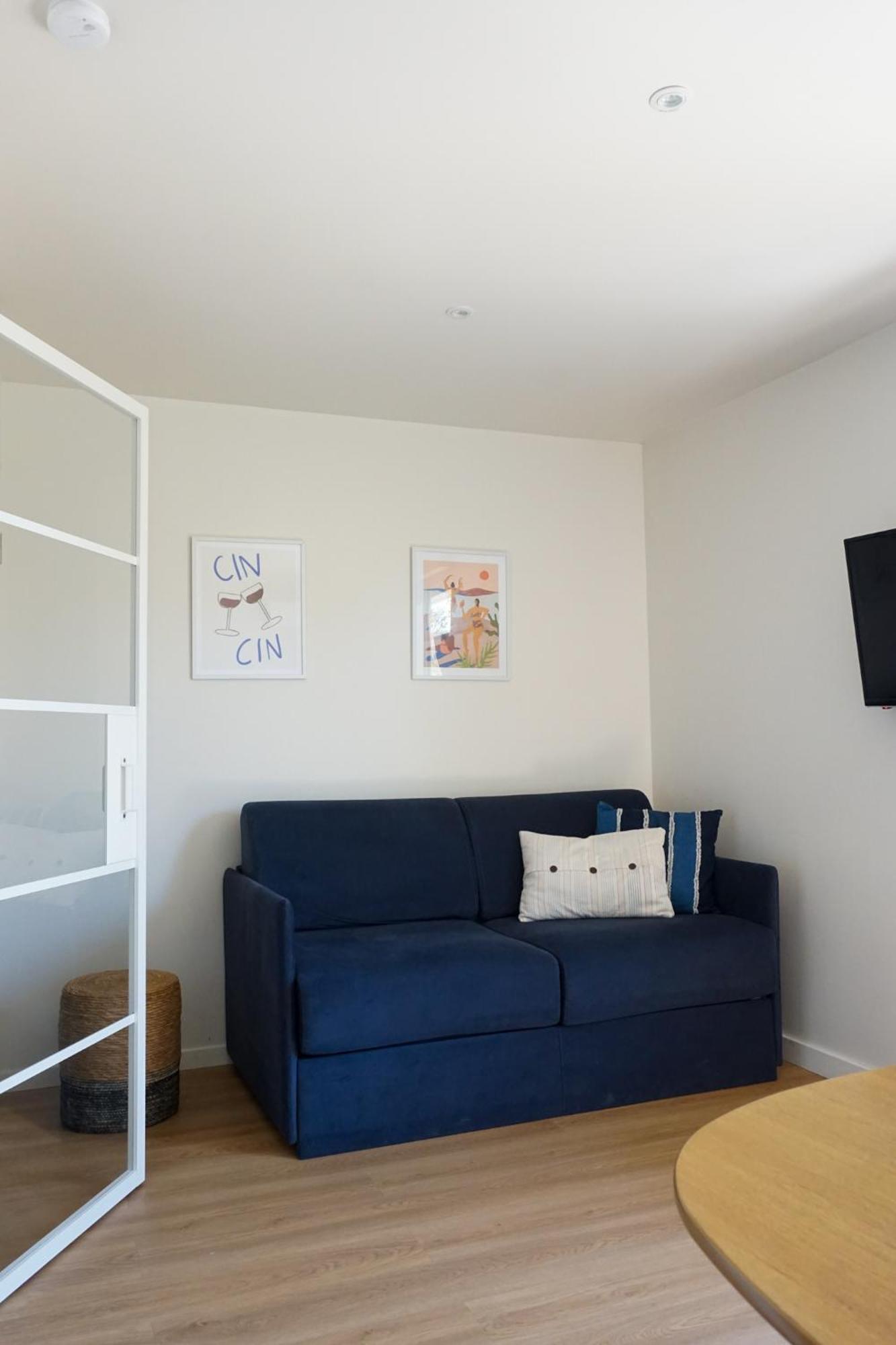 Appartement Le Soleil Bleu Hyerois à Hyères Extérieur photo